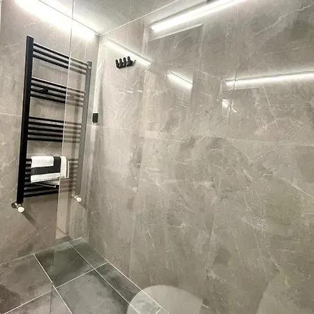 Skra 3 By Agora Flats *