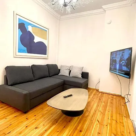 Skra 3 By Agora Flats